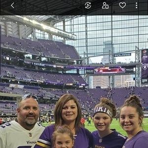 Meet your Posher, Sheila